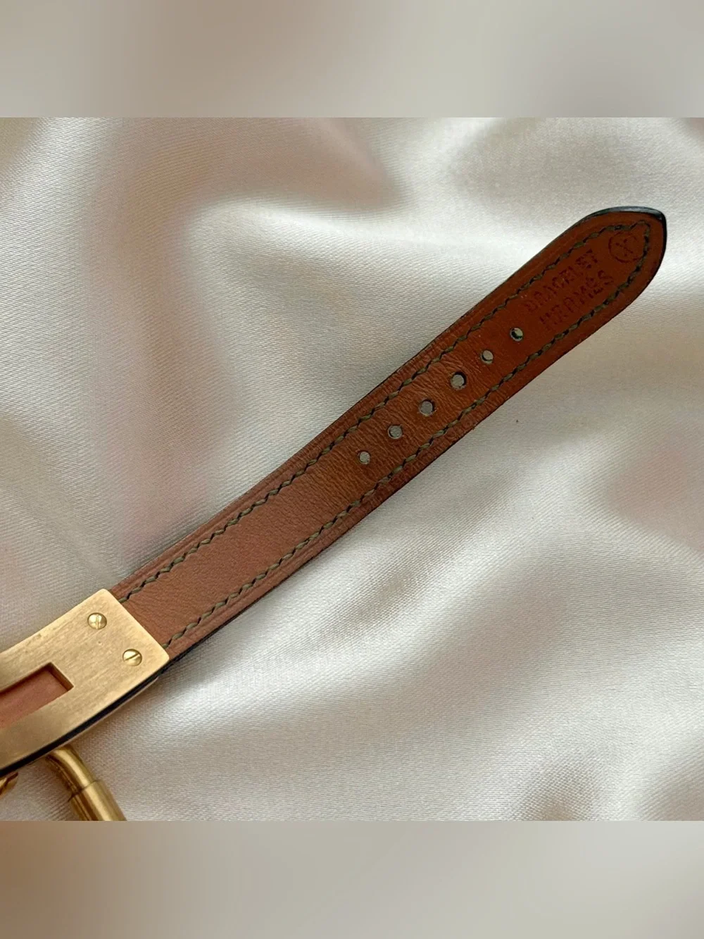 AUTHENTIC VINTAGE HERMES KELLY LOCK GREEN LEATHER WATCH - Picture 8 of 9